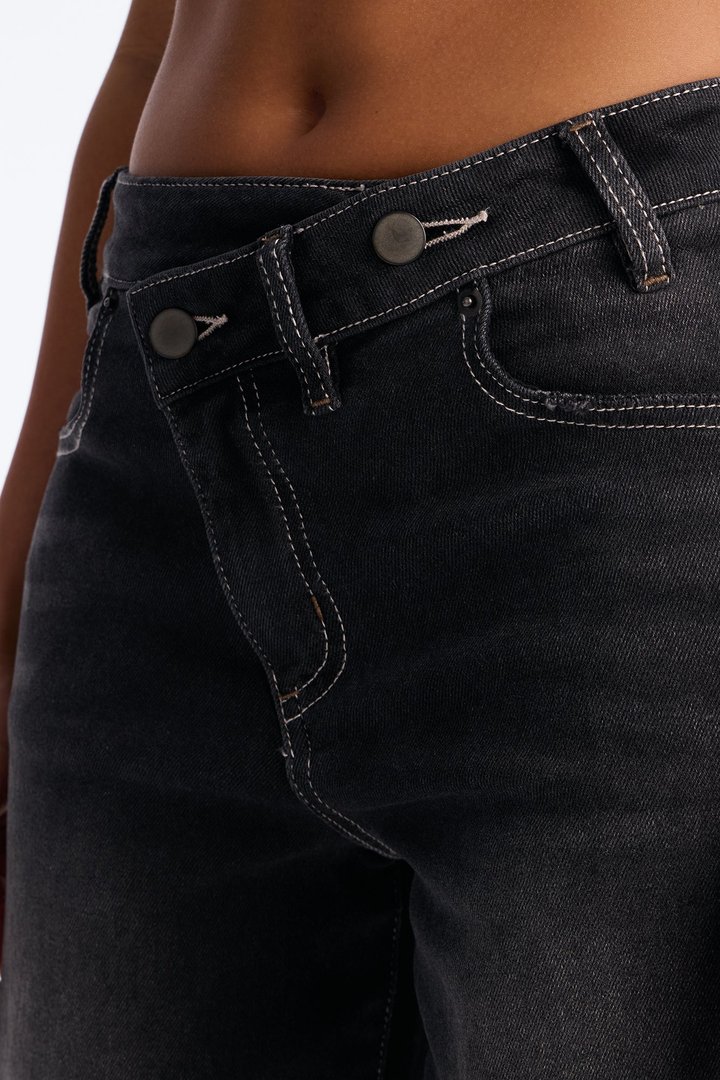 Switching Sides Crossover Stretch Jeans - Black Wash