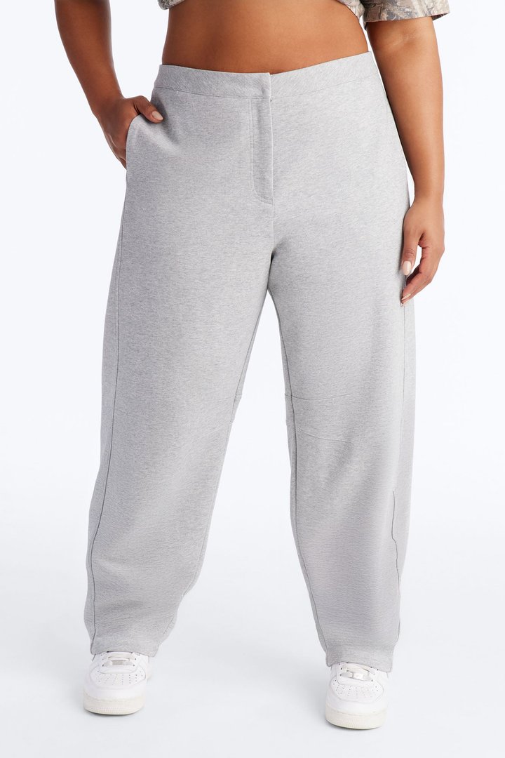 Juni Heavy Knit Jersey Barrel Leg Pant 31″ - Heather Grey