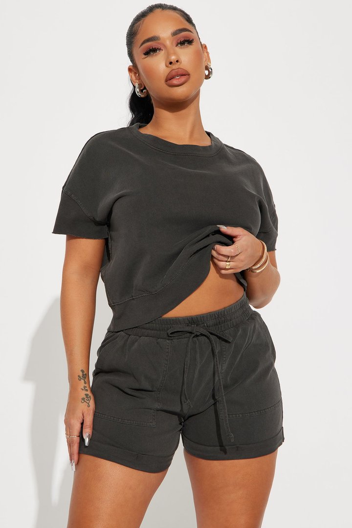 Kicking It Back Short Set - Black