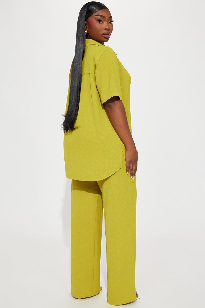 Makenzie Short Sleeve Pant Set - Chartreuse