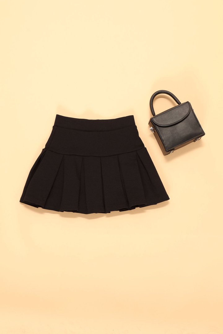 Mini Good Girl Pleated Skirt - Black