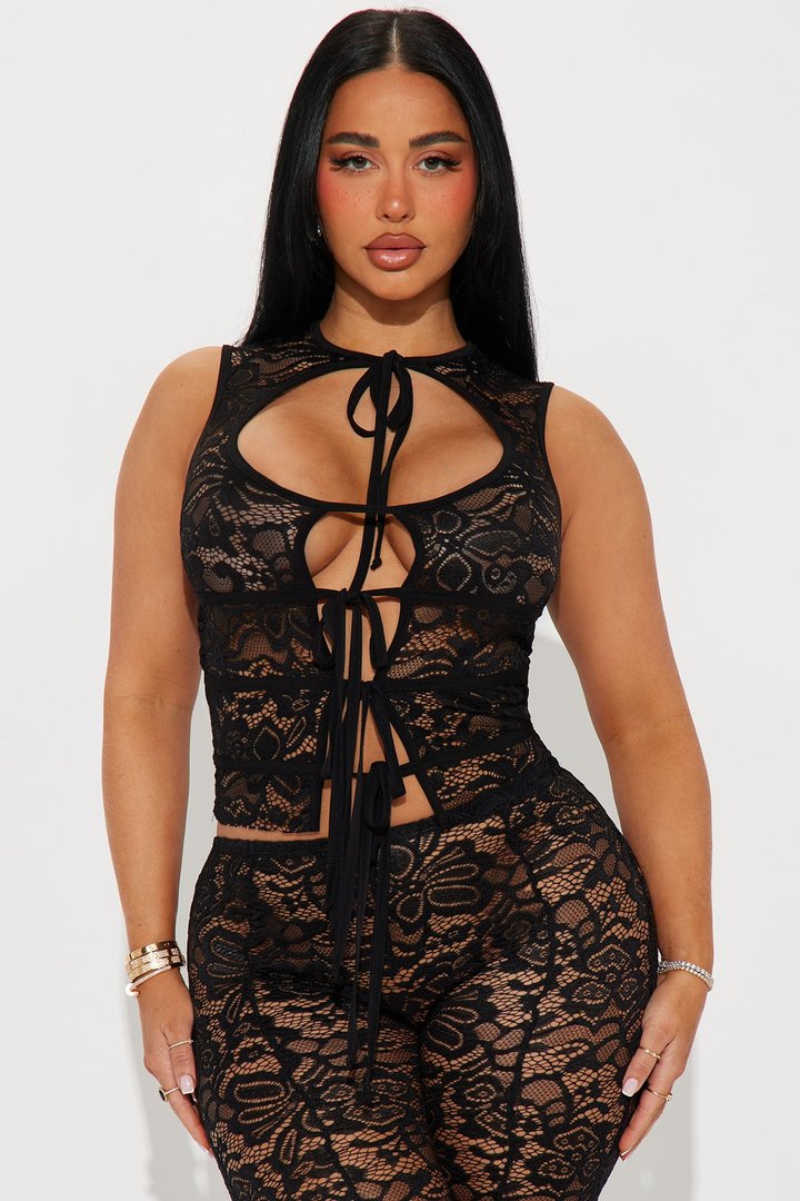 Lora Lace Capri Set - Black