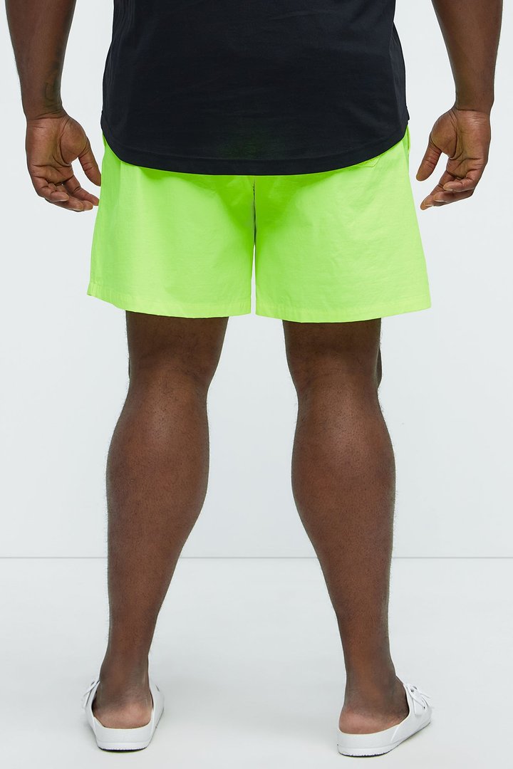 Montez Stretch Swim Trunk 7″ - Neon Yellow