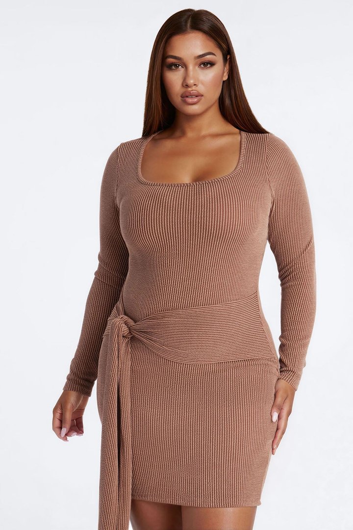 Rhea Long Sleeve Ribbed Midi Dress - Brown