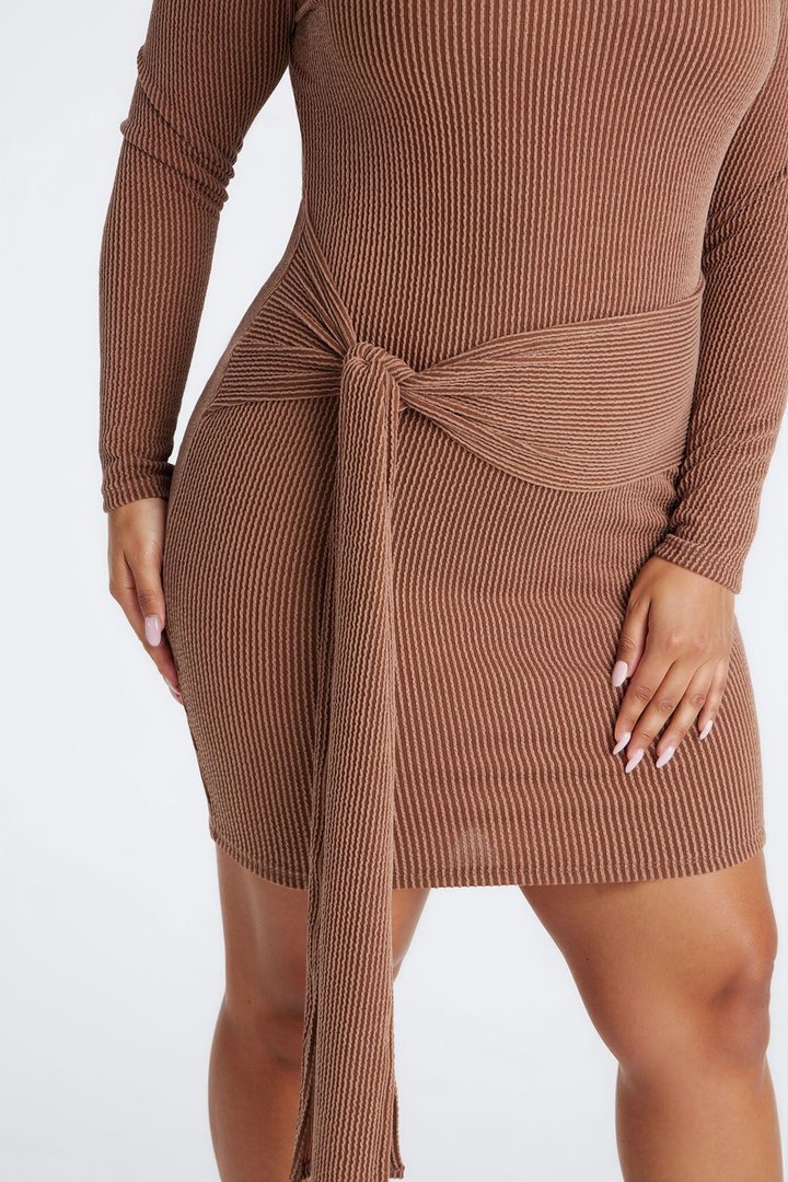 Rhea Long Sleeve Ribbed Midi Dress - Brown