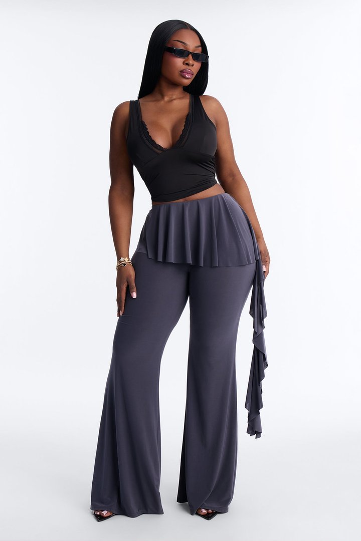 Imani Low Rise Ruffle Flare Pant 33″ - Charcoal