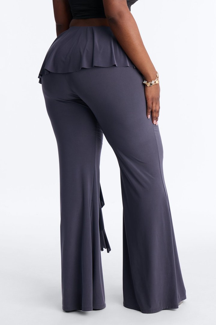 Imani Low Rise Ruffle Flare Pant 33″ - Charcoal