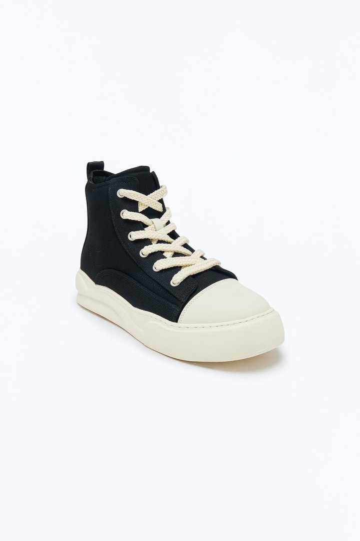 City Stride Canvas Chunky Hight Top Sneaker - Black
