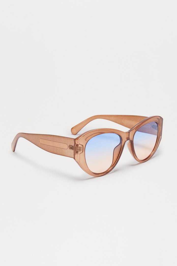 On The Go Round Sunglasses - Nude/combo
