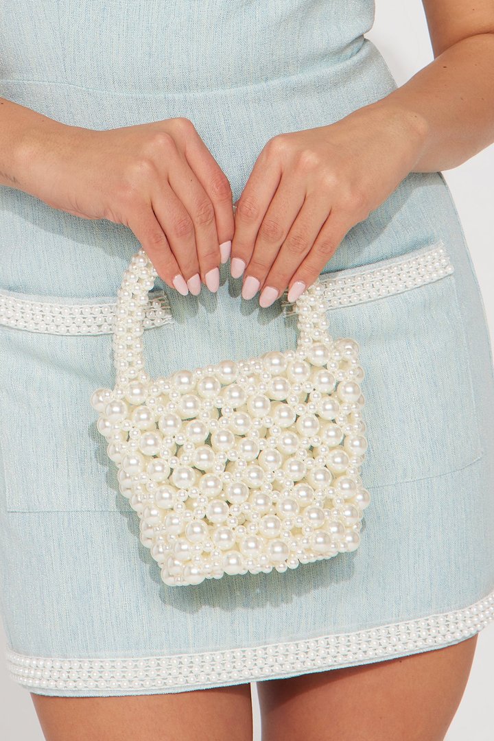 Stylish Chic Pearl Handbag - Ivory