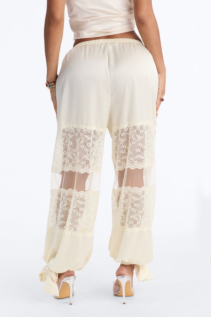 Melissa Satin Brunch Lace Trim Jogger Pant - Ivory