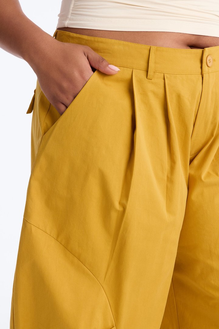 Cooler Than You Barrel Leg Pant 30″ - Mustard