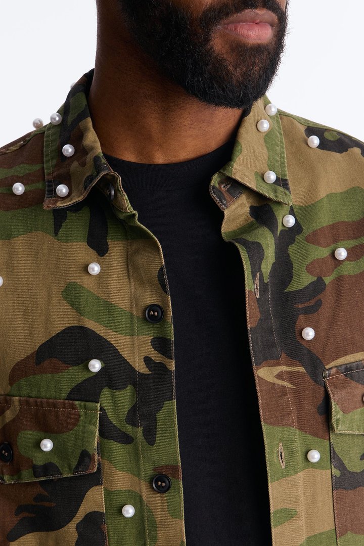 Pearl Still Wildin' Camo Short Sleeve Button Up - Green