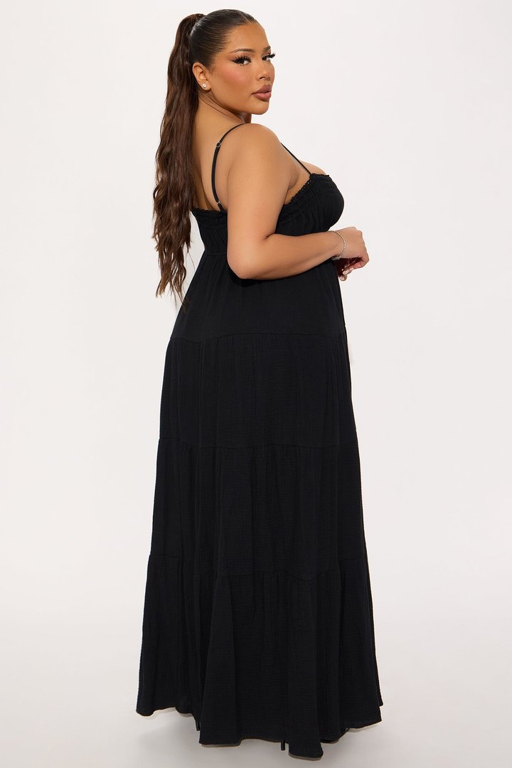 Heidi Flowy Maxi Dress - Black