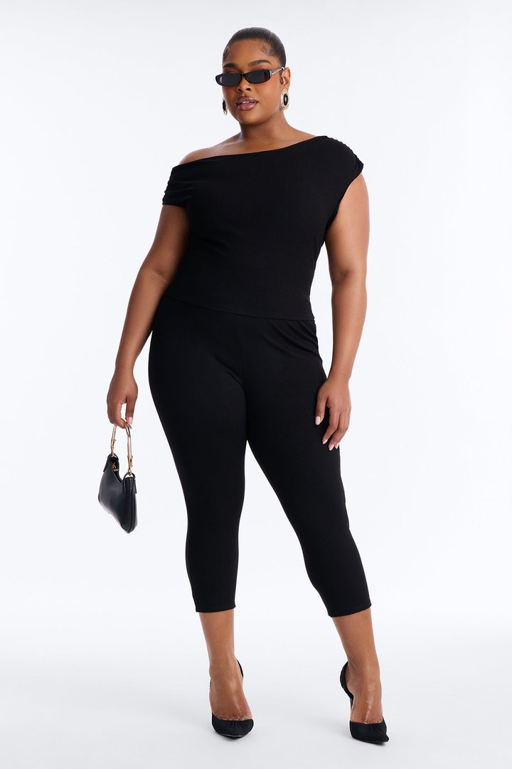Ariella Off Shoulder Snatched Capri Set - Black