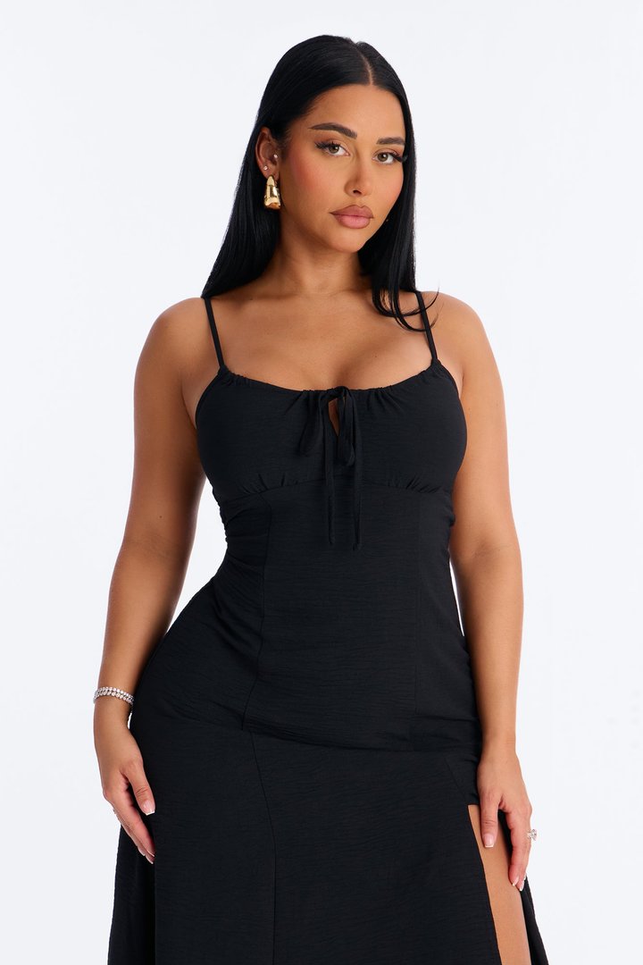 Lysandra Sleeveless Airflow Maxi Dress - Black