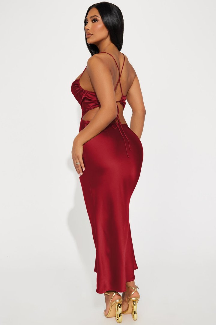 Holly Cheer Maxi Dress - Wine