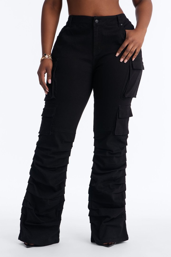 Eliza Low Rise Flare Cargo Stacked Pant 33″ - Black