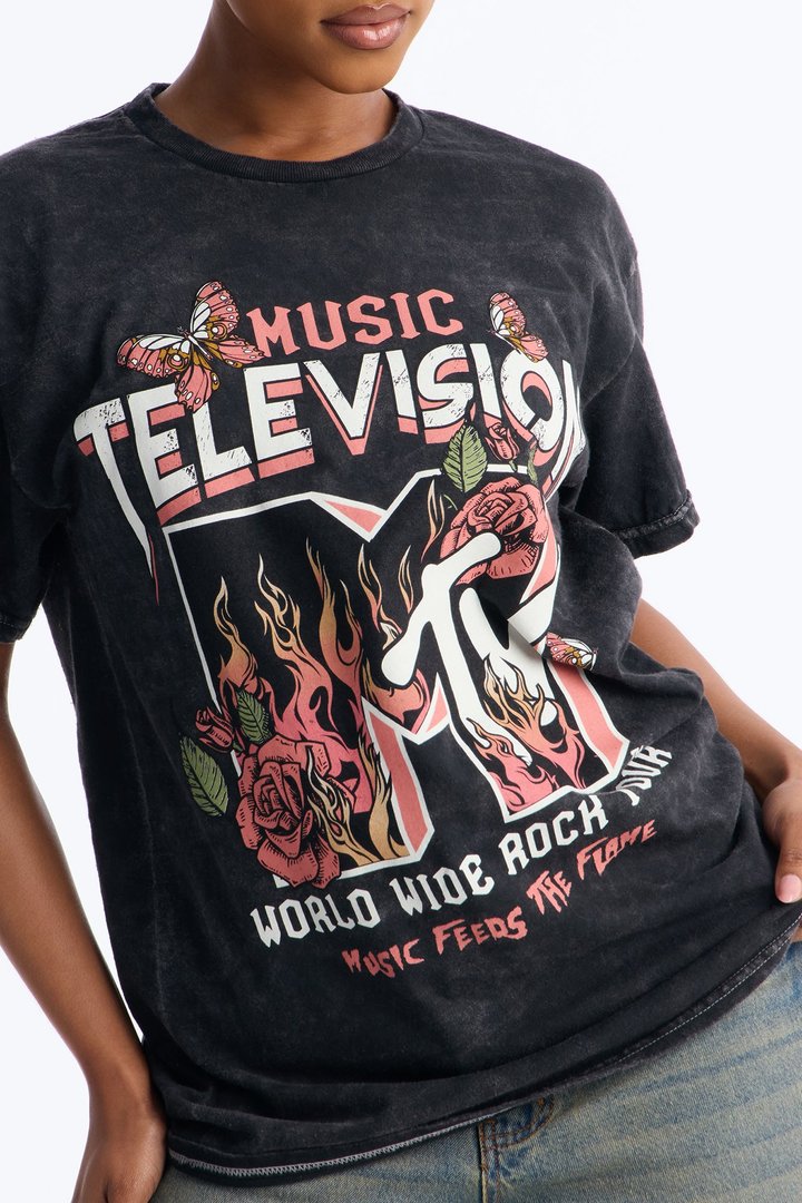 MTV Flames And Flowers Washed Tee - Black Wash