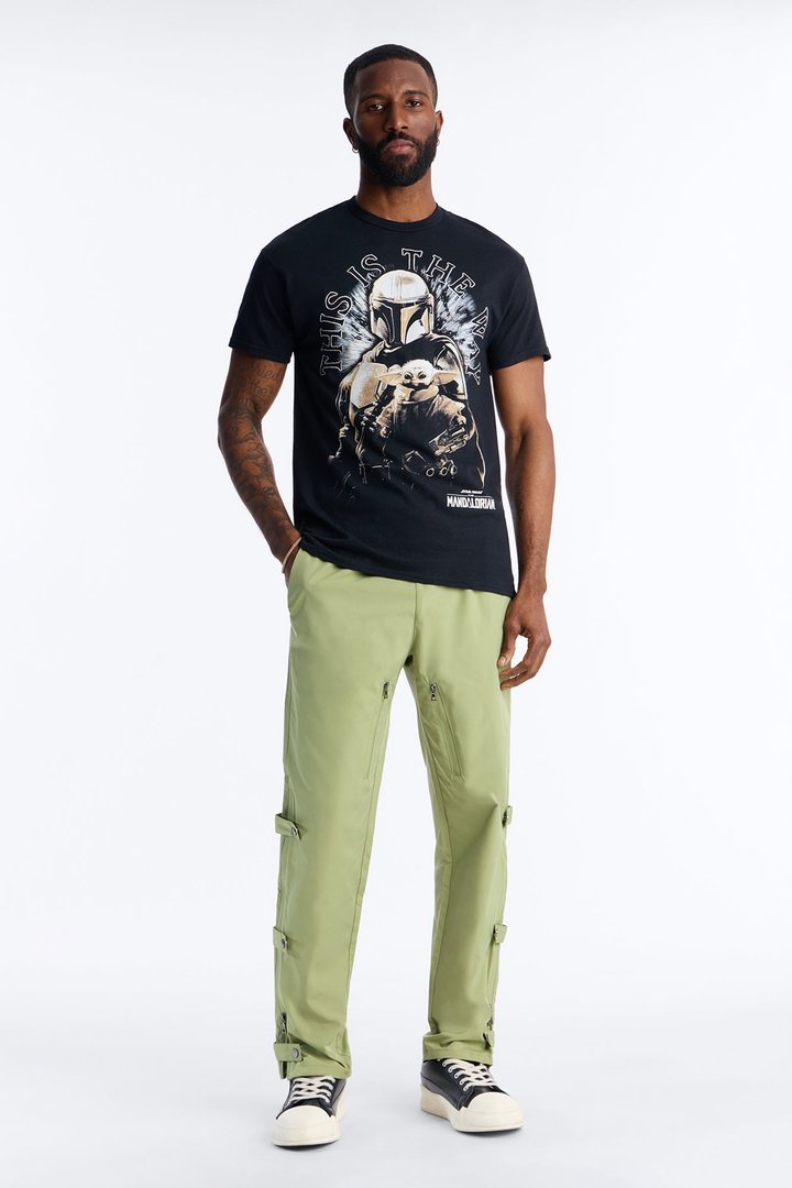 Star Wars The Mandalorian And Grogu Short Sleeve Tee - Black