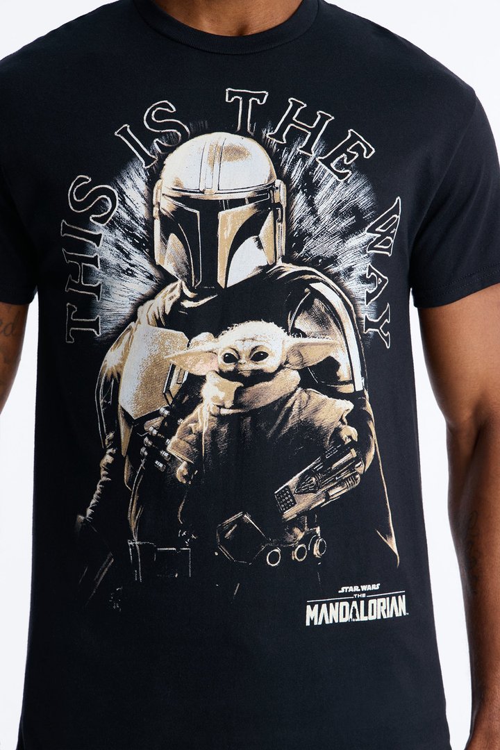 Star Wars The Mandalorian And Grogu Short Sleeve Tee - Black