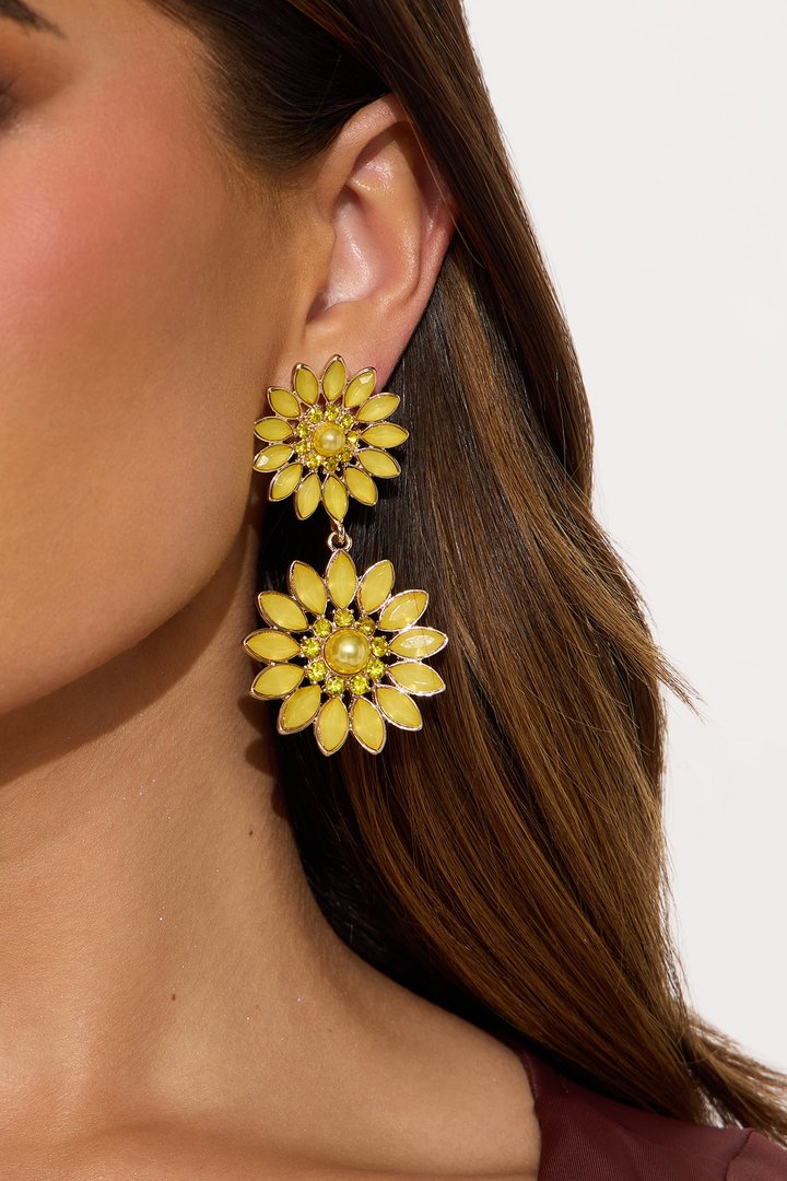 Spring Flower Rhinestone Earrings - Yellow
