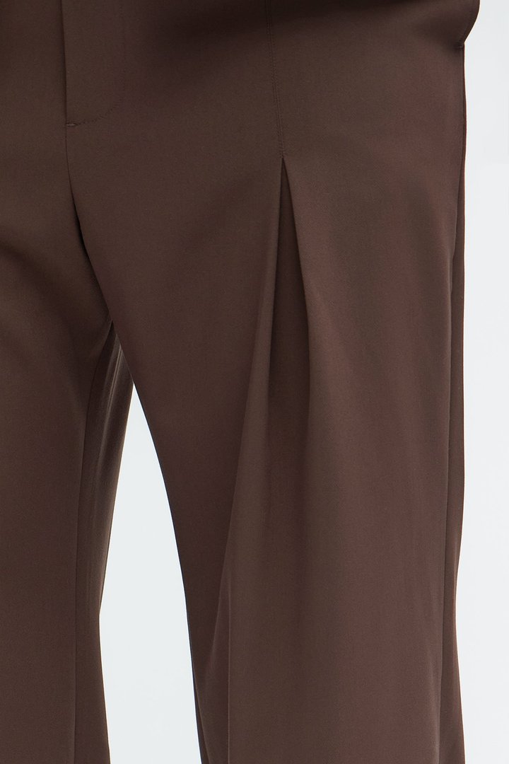 Ronan High Waisted Pleated Trousers - Brown