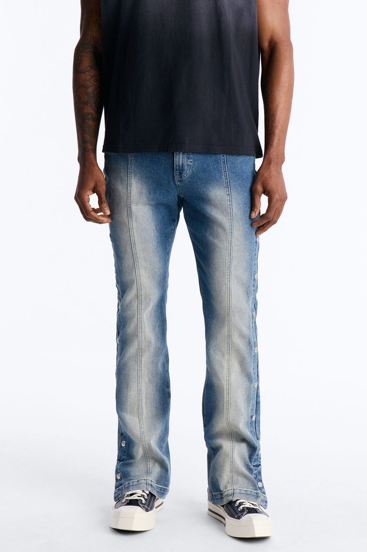 Stacked Skinny Flare Lockdown Jean - Light Wash
