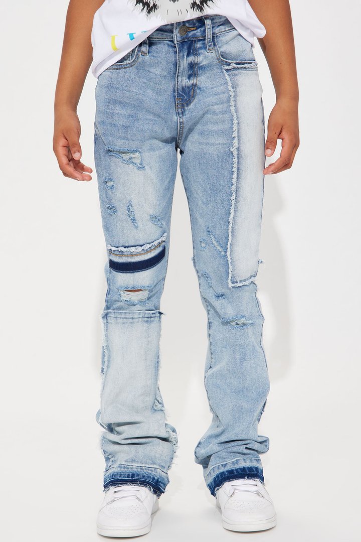 Mini Seam Frey Front Rip Knee Flare Pant - Medium Wash