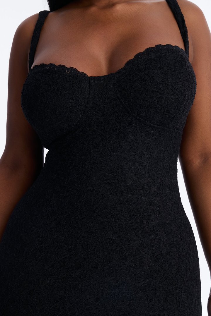 Cleo Lace Maxi Dress - Black
