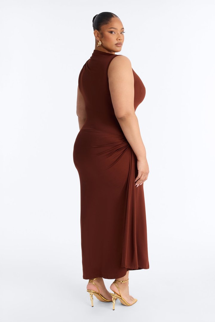 Out For The Night Hardware Maxi Dress - Chocolate