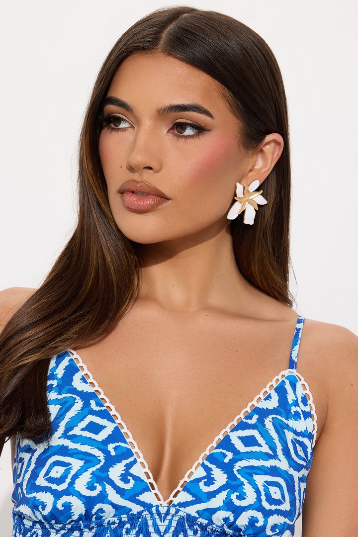 Shining Lotus Earrings - White/Gold