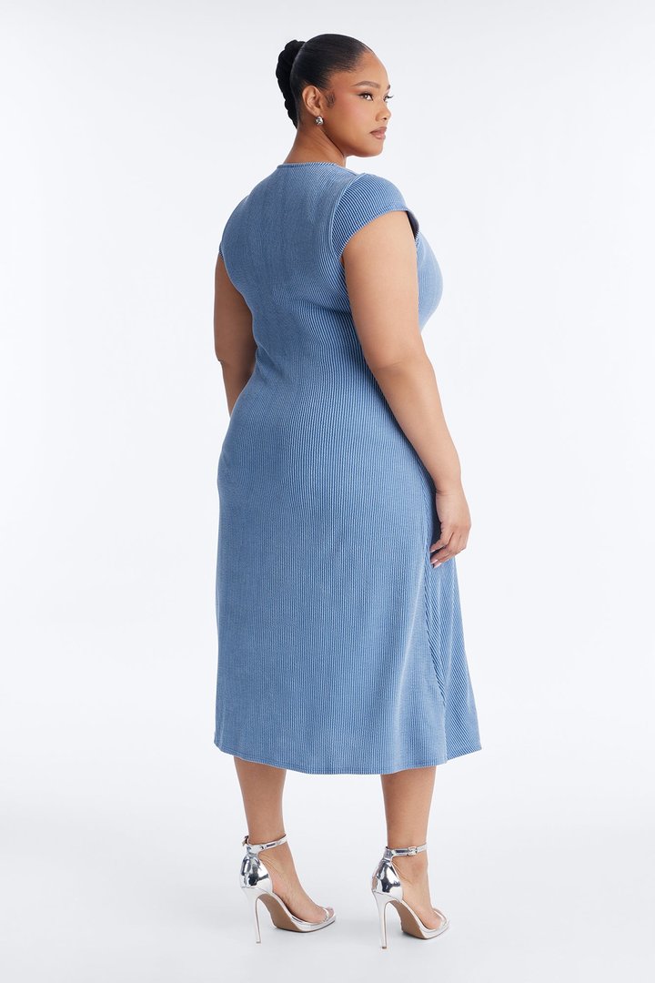 Catherine Ribbed Midi Dress - Blue