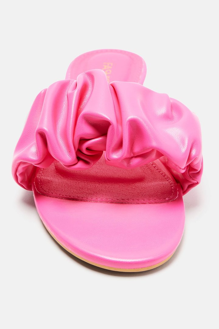 Just Wait Ruffle Sliders - Hot Pink