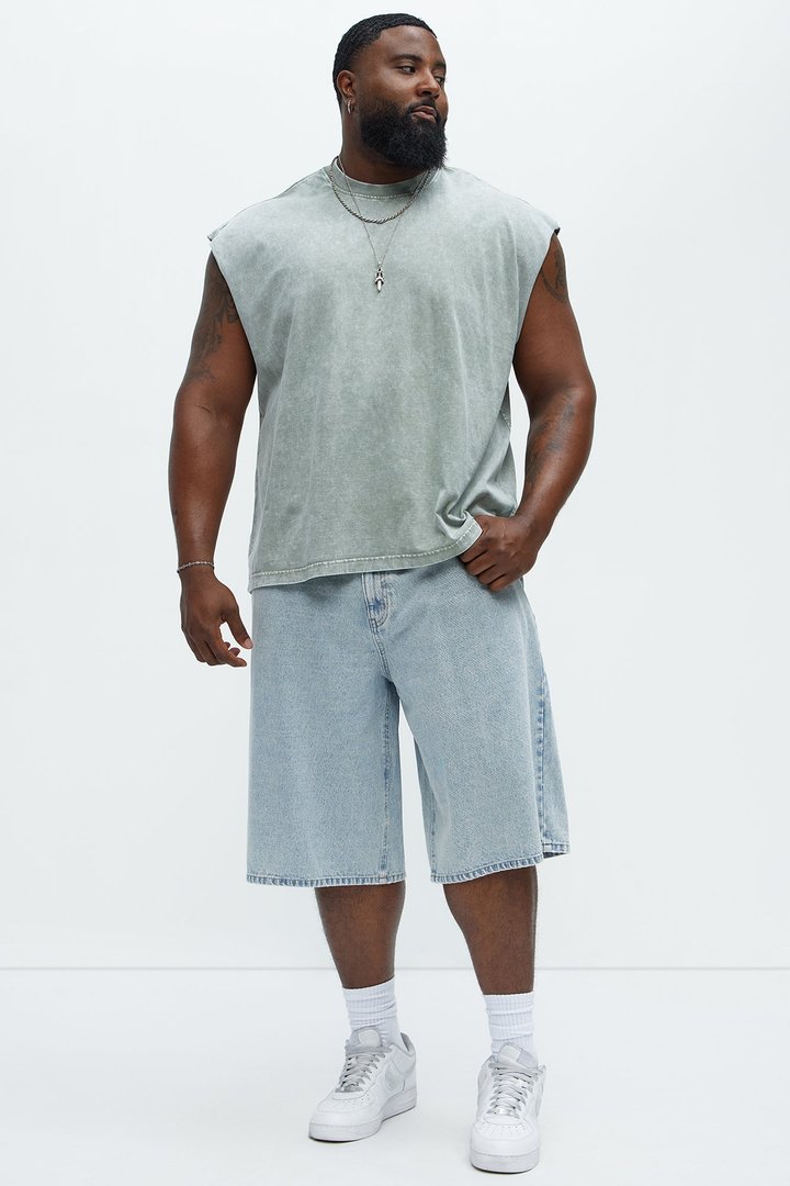 Colin Baggy Denim Short - Light Wash