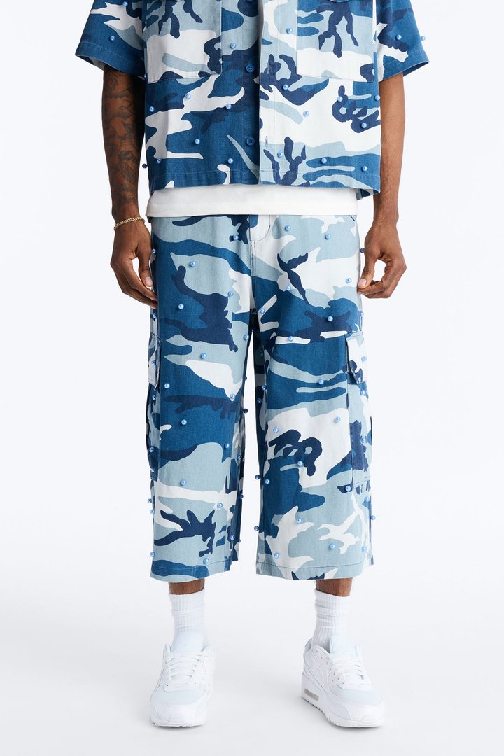 Baggy Pearl Still Wildin' Camo Short - Blue