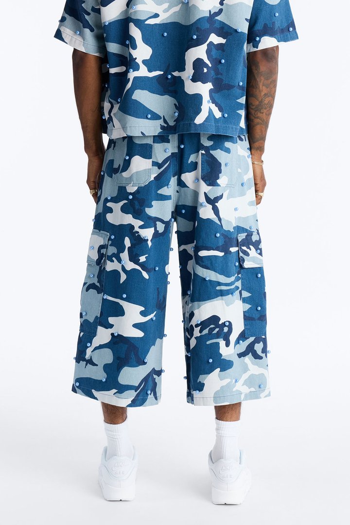 Baggy Pearl Still Wildin' Camo Short - Blue