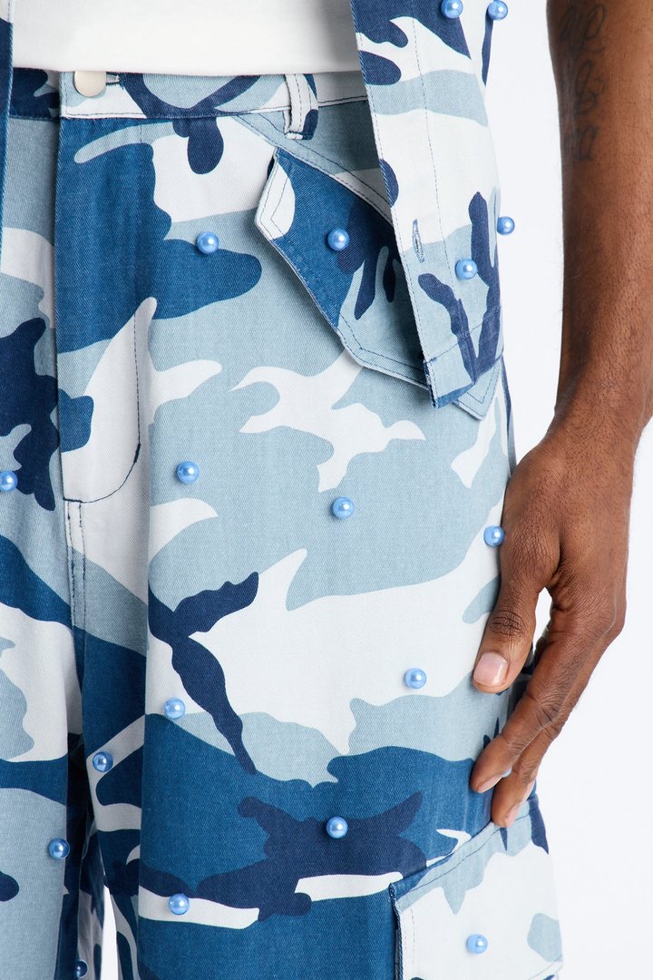 Baggy Pearl Still Wildin' Camo Short - Blue