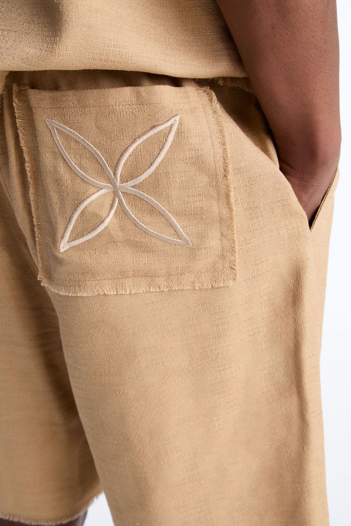 Relaxed Tropic Fearless Frayed Short - Tan