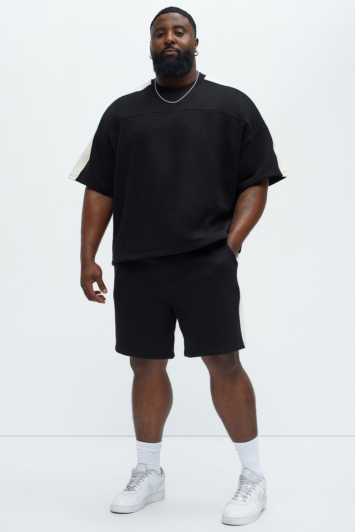 Tayson Oversized Heavyweight Striped Shorts - Black
