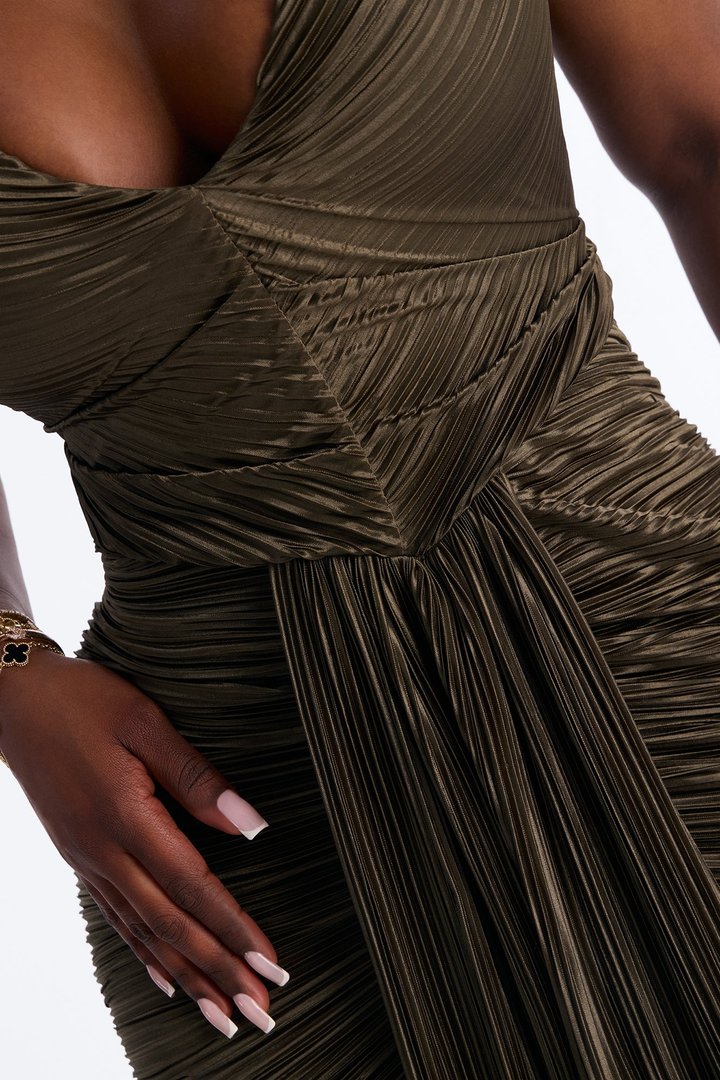 My Moment Pleated Maxi Dress - Olive