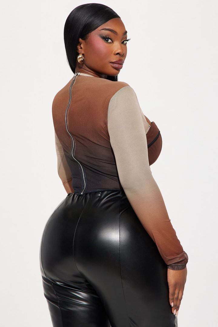 Sights On Me Mesh Top - Brown Combo