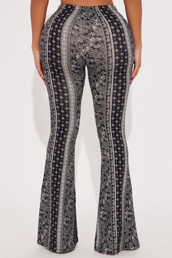 Holy Grail Flare Pant - Black/combo