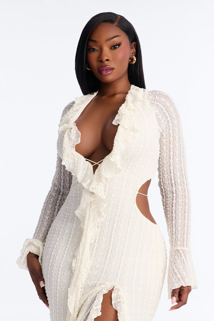 Sashira Ruffle Lace Maxi Dress - Ivory