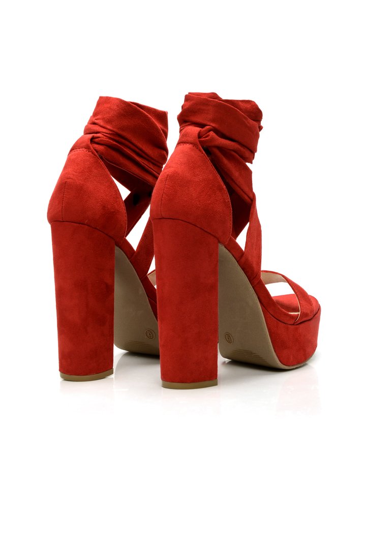 Plot Twist Heel - Red
