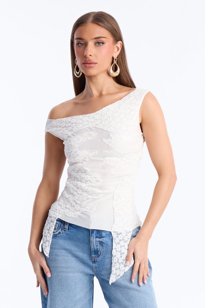 Kimmy Textured Off Shoulder Short Sleeve Top - White