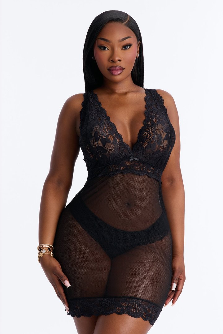 Love Your Charm Lace Chemise - Black