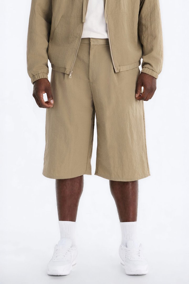 Baggy Pleated Tech Short - Khaki