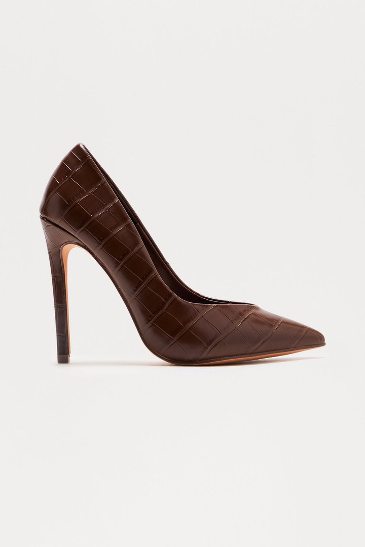 High Priority Pumps - Chocolate