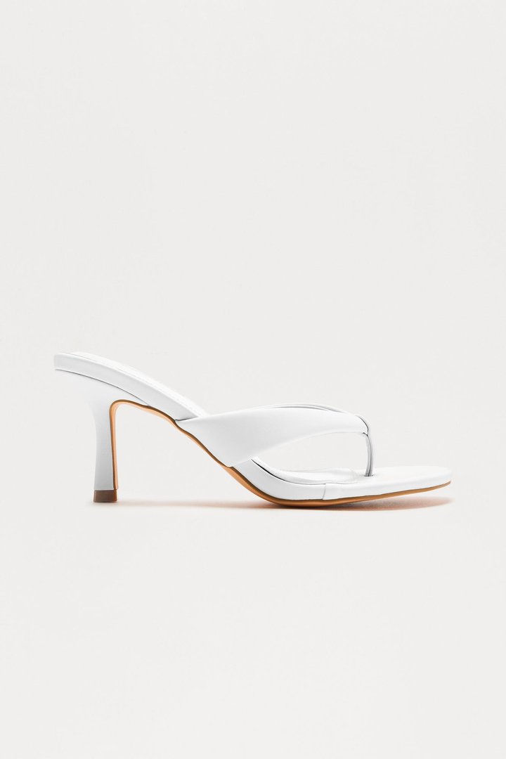 Elma Thong Mules - White